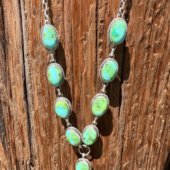 Authentic Shirley Henry Sonoran Gold Lariat AND Matching Earrings - Picture 5 of 9